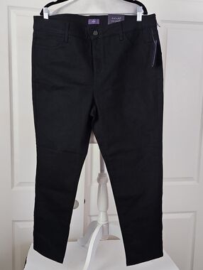 NYDJ NWT Skinny Jeans